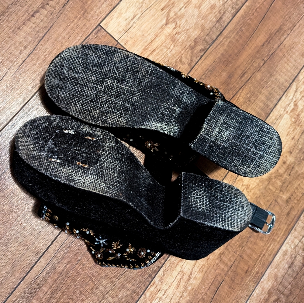 FREE PEOPLE Embellished Nicola Wedge Sandal Beaded Velvet Sandals Black 40 / 10 - Picture 10 of 11